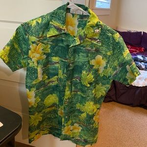 Hawaiian shirt